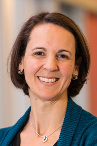 Dr. Mariana Brussoni