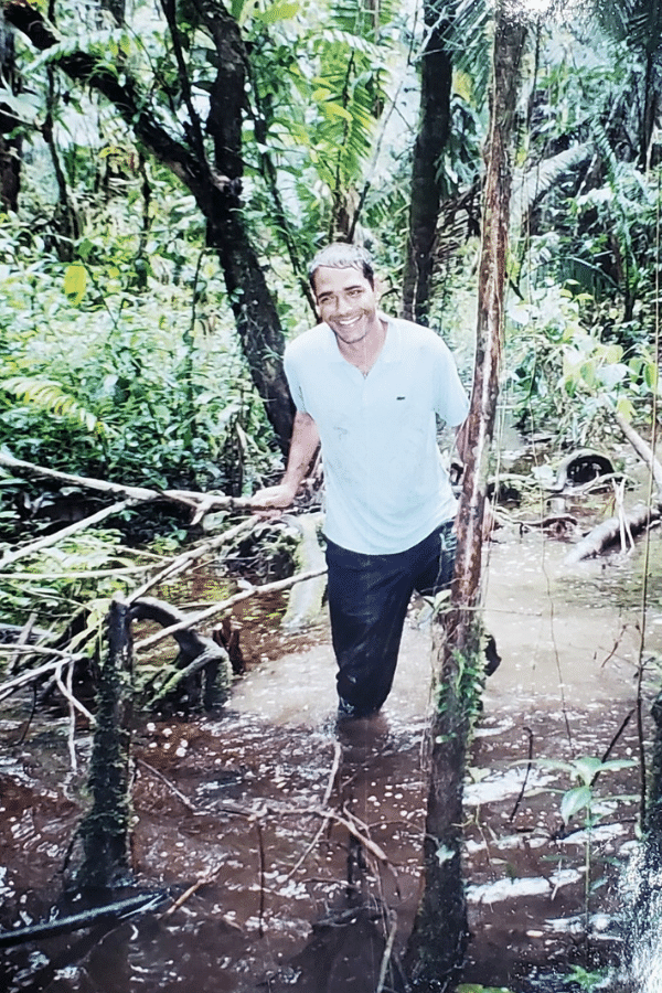 Dr. Manish Sadarangani exploring the Ecuadorian Amazon