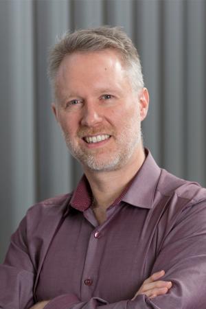 head shot of Tom Blydt-Hansen