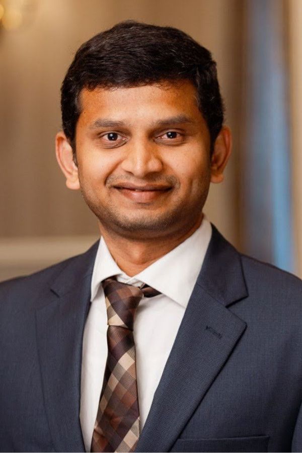 Dr. Uthaya Kumaran Kanagaraj, recipient of the 2025 Outstanding Achievement by a Sub-speciality Resident or Fellow Award